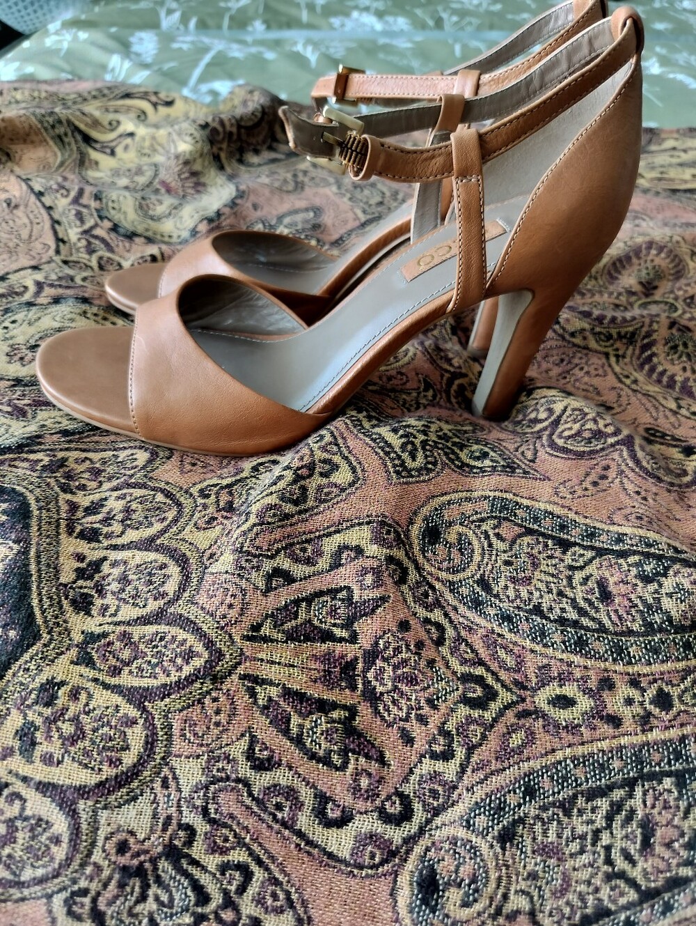 ECCO Women's 39/8-8.5 Shape 65 Tan Leather T-Strap Heeled Sandals - Picture 8 of 11